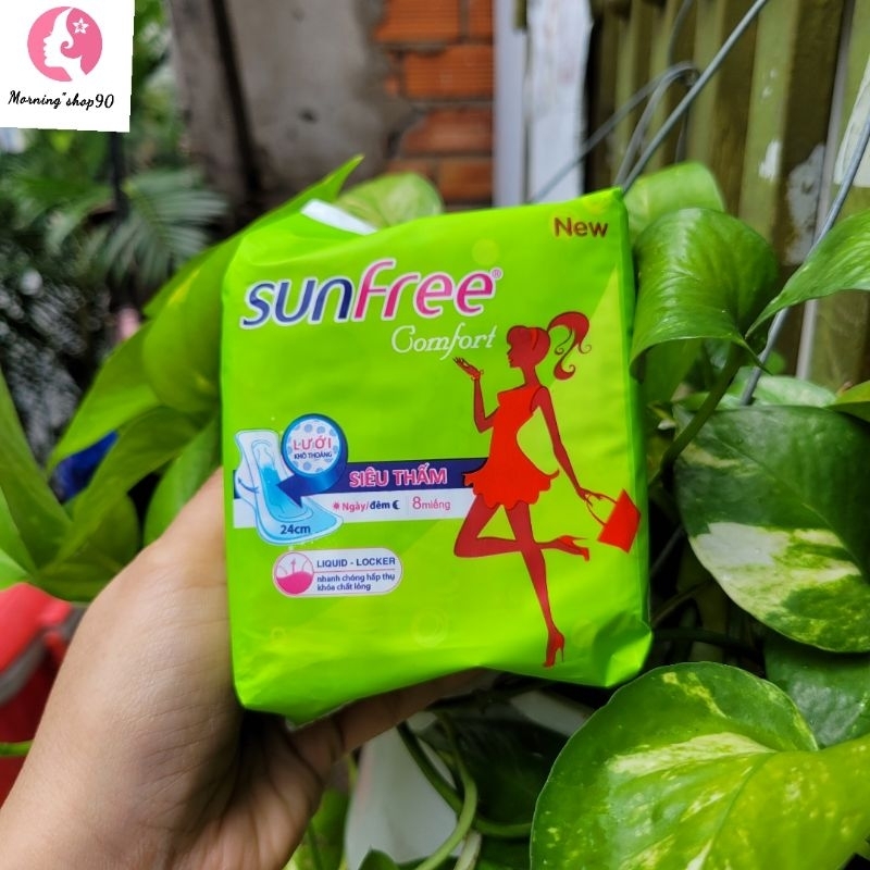 Băng Vệ Sinh SunFree 24 cm Có Cánh Không Hương 8 miếng/ Gói