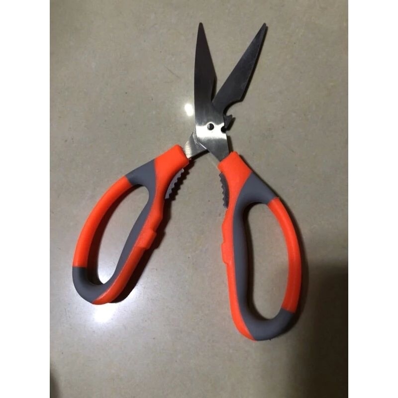 KÉO ĐA NĂNG TIỆN LỢI ,KHUI BIA