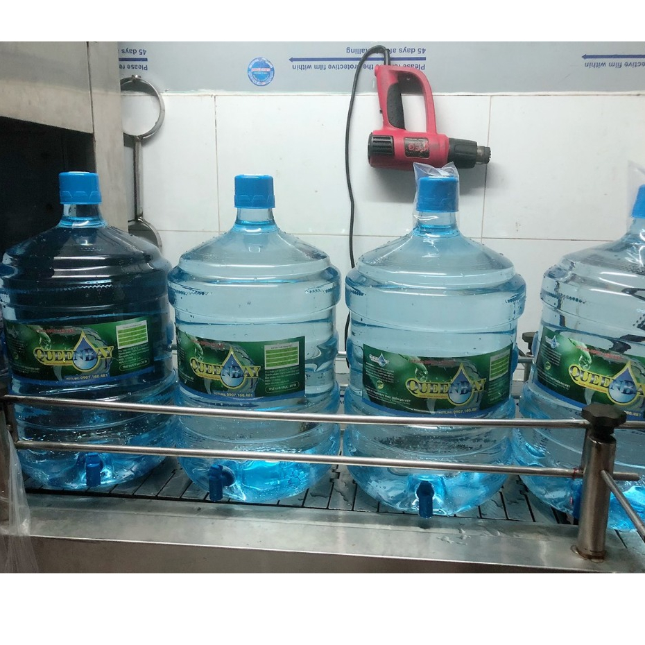 Bình Nước Uống Tinh Khiết Queenbay 19L  +  dùng được cho máy nước nóng lạnh