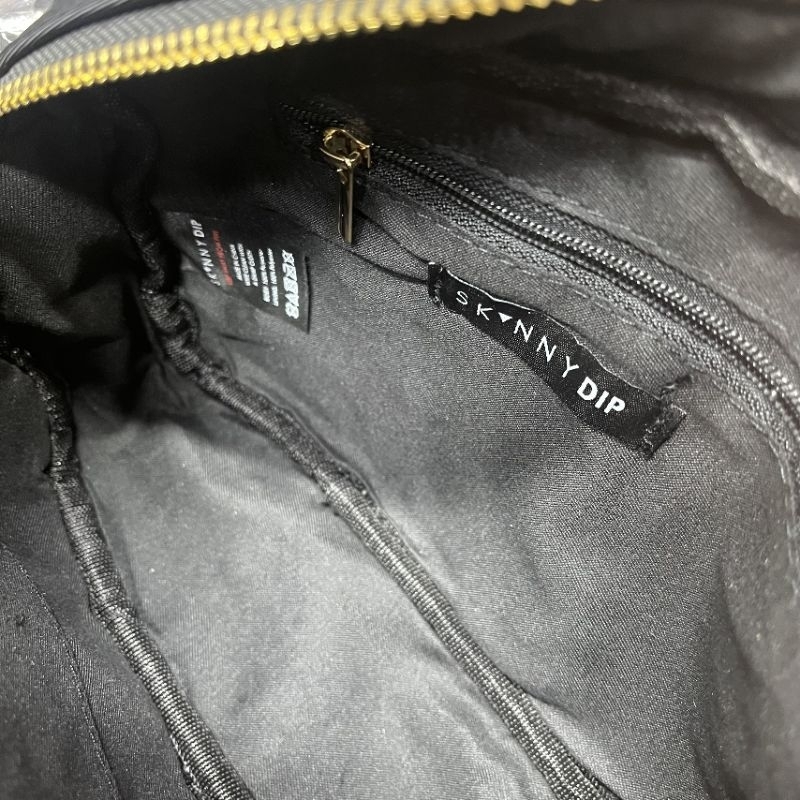 SKINNY DIP MILLIE SMIZE CROSS BAG