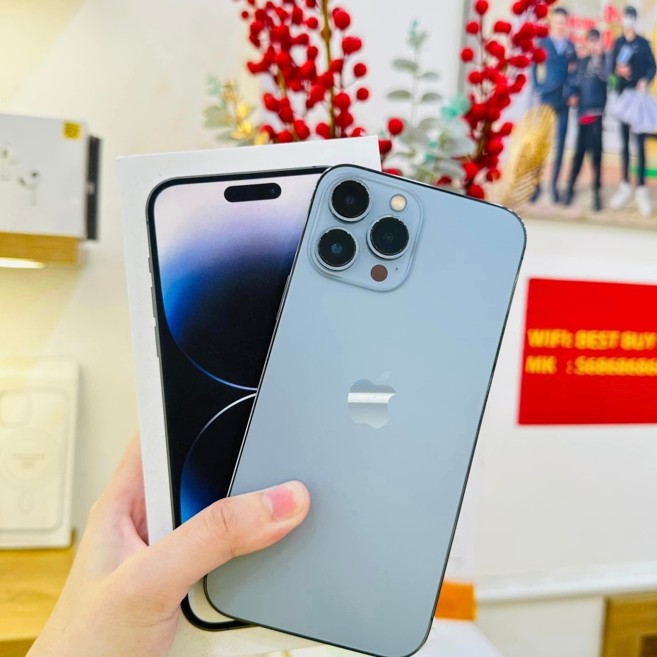 14 PR.M xin đánh giá 5 sao tặng kèm tai nghe