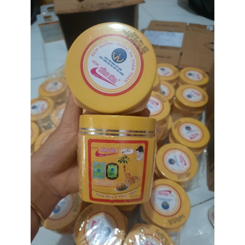 Kem dưỡng trắng da body Hồng sâm