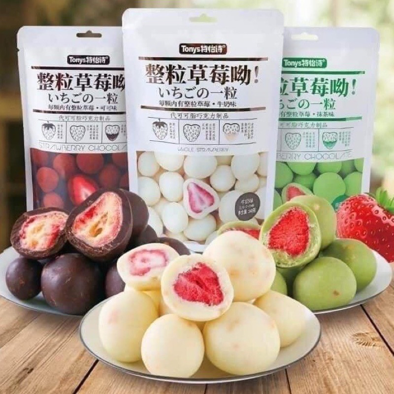 SOCOLA bọc dâu tây sấy 3 vị