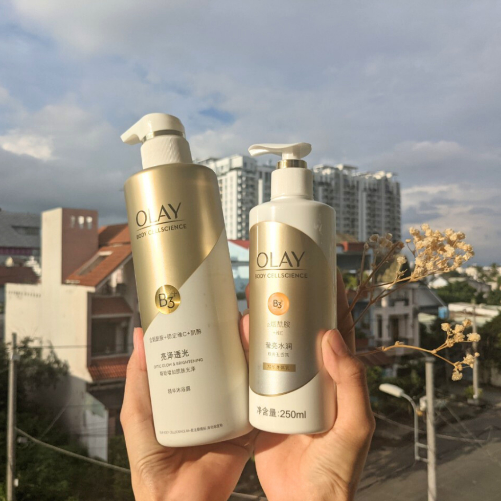 Sữa Tắm OLAY B3 + Vitamin C và Sữa Dưỡng Thể Olay Retinol