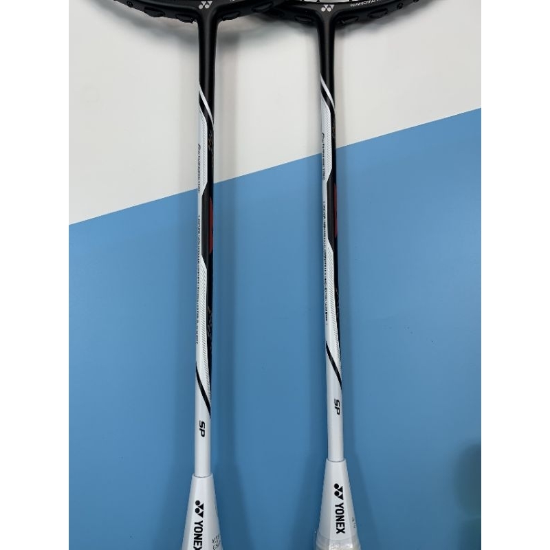 Vợt cầu lông Duora Z trike khung carbon căng max 12kg