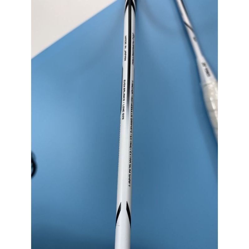 Vợt cầu lông Duora Z trike khung carbon căng max 12kg