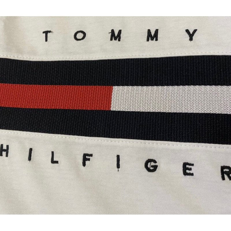 Áo Phông Unisex Tommy Hilfiger Thêu Sọc Đen Trắng Đỏ - Áo Phông Chất Cotton Bản Đẹp cHuẩn Phong Cách Boy Phố