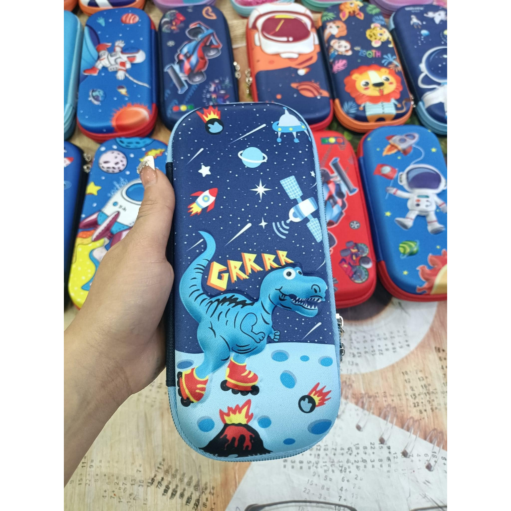 Hộp bút 3D In Nổi Hoạt Hình Nhiều Mẫu Dễ Thương Cho Bé Trai và Bé Gái đẹp lắm Mấy bé  nhìn mà mê luôn