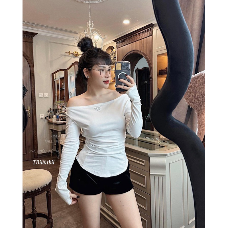 Áo thun tag tam giác ngực hàng loại 1