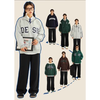 Quần nỉ ống suông Dessuu dáng thể thao logo 1011 by dessuu