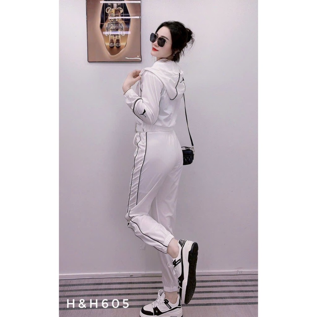 Bộ Gió Hàn Thể Thao Cao Cấp