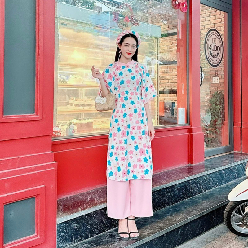 Áo Dài Cách Tân Lụa Mango Màu Hoa Xanh NHÍM XÙ KIDS Kèm Mấn Cho Mẹ Và Bé 5kg - 64kg - AD116