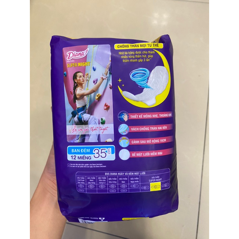 Băng Vệ Sinh Ban Đêm Diana Siêu Thấm Super Night 35cm 12 Miếng