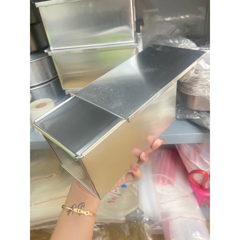 Khuôn bánh mì gối có nắp