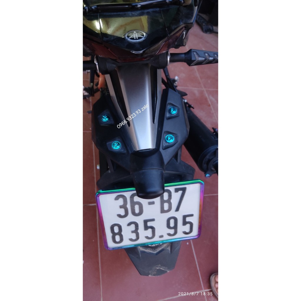 Ốc 6ly15 TiTan Gr5 gắn dàn áo xe máy