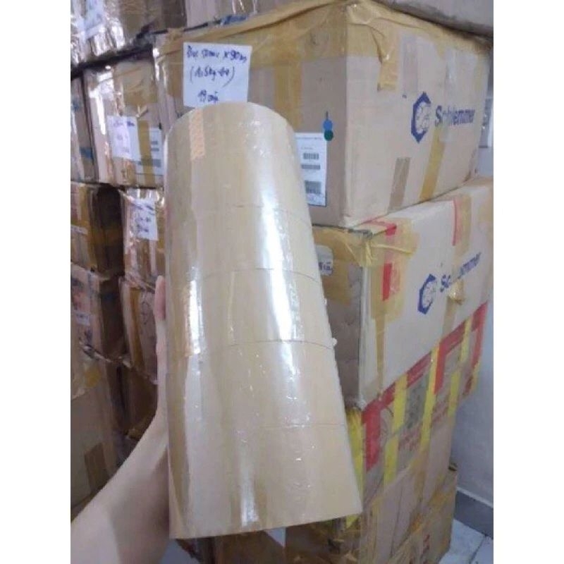 BĂNG KEO TRONG 1 CUỘN