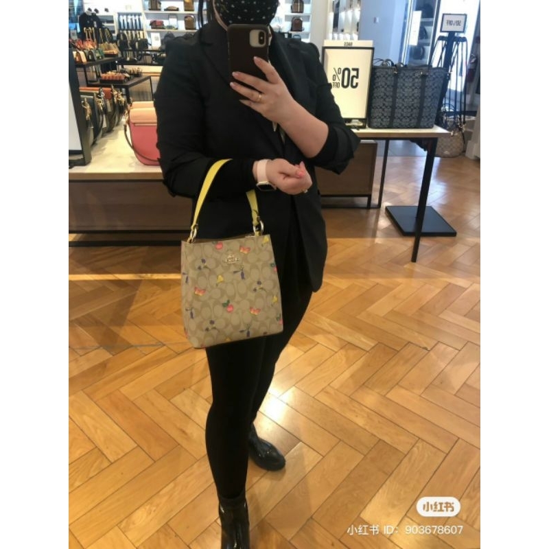 Túi Town Bucket Bag With Dandelion Floral Print