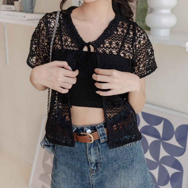 Áo ren cổ tròn tay ngắn cột dây 2 màu LENCLOTHING 9736