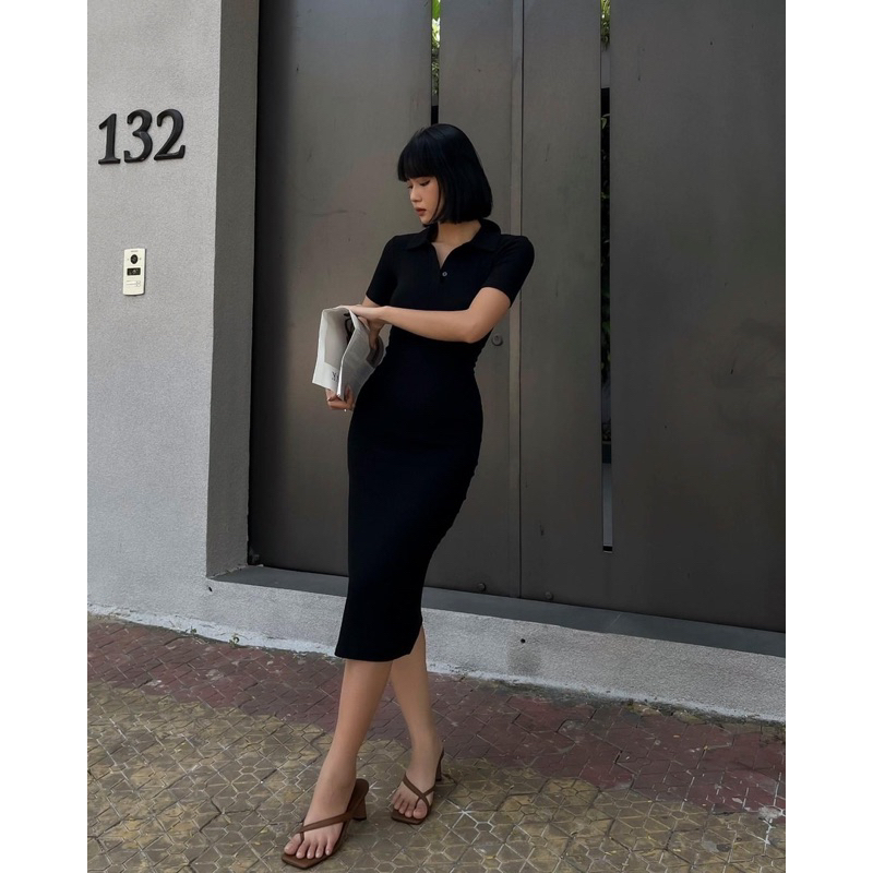 Đầm body xẻ đùi Tachichu mới 99%