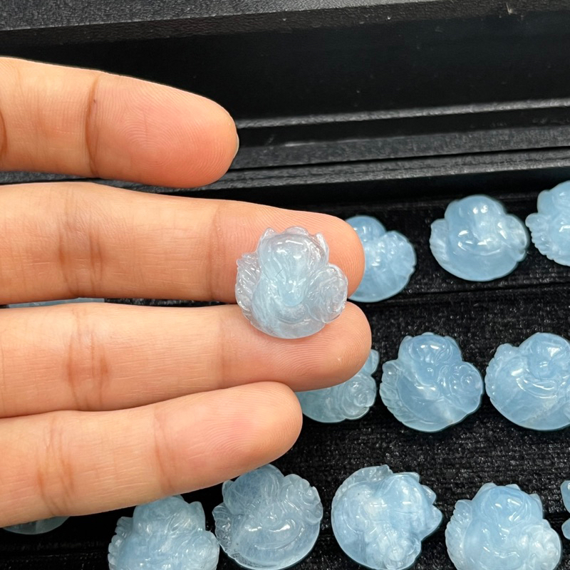 Mặt dây chuyền hồ ly chúa xanh biển đá aquamarine