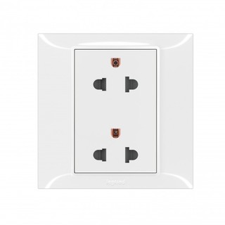 Ổ cắm đôi ba chấu Legrand Belanko S Legrand 617664