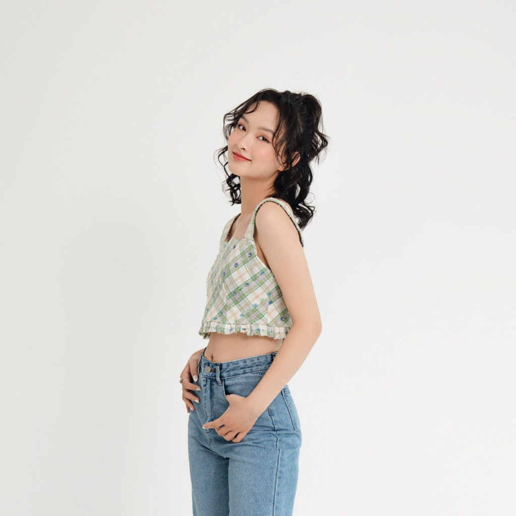 BLEUBIRD Áo croptop đính cườm Gaby Crop Top