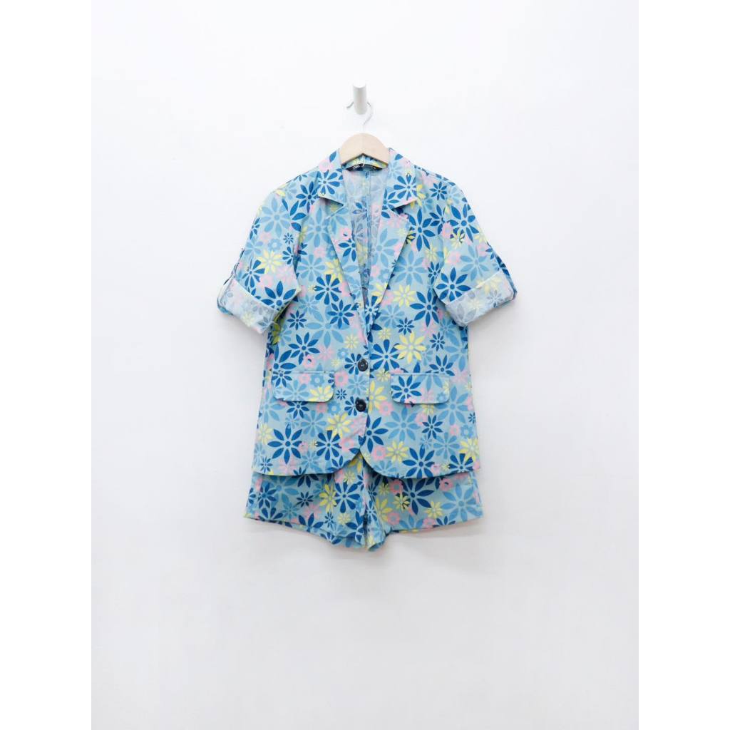 C3334  & C3335 - 	 SET áo cổ vest tay lửng in hoa