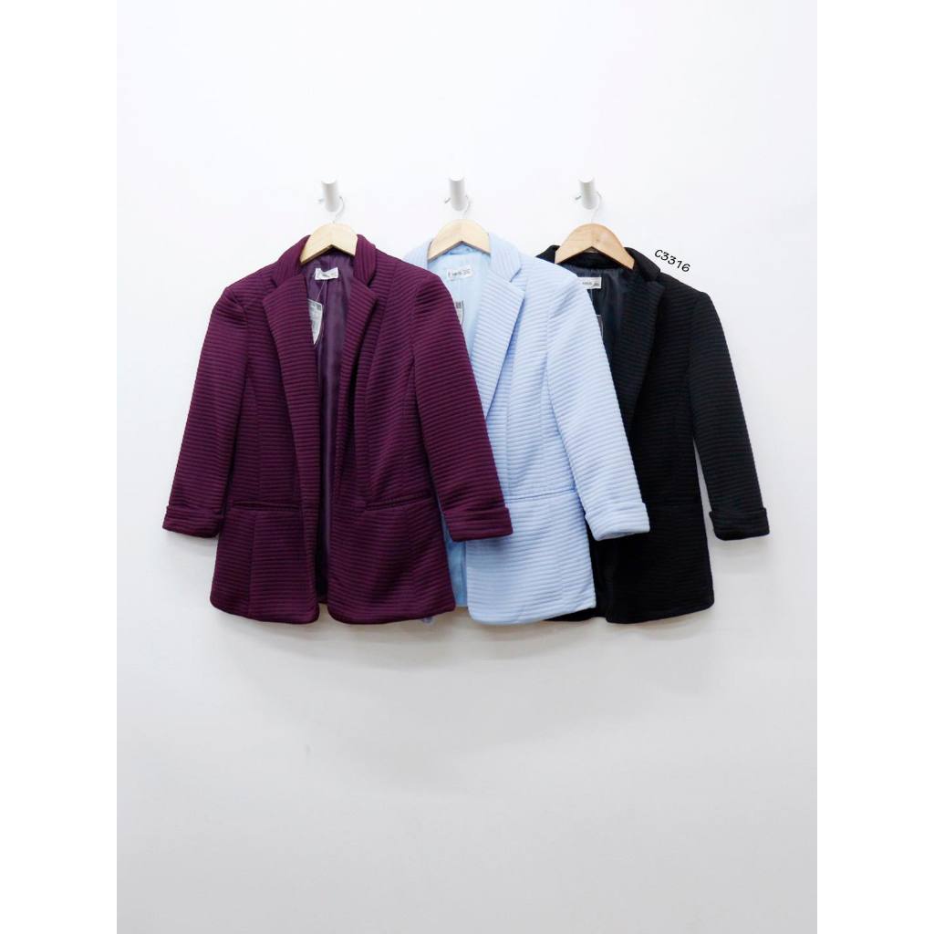 C3316 - 	Áo khoác vest , tay lở, lật tay, trơn
