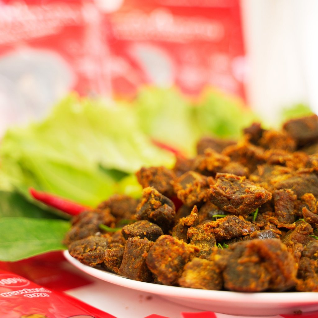 Bò khô cắt viên vị cay chính hãng Annalala thơm ngon đậm vị gói 100g