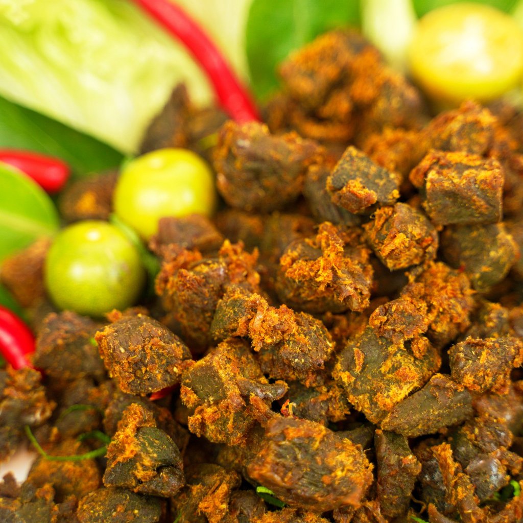 Bò khô cắt viên vị cay chính hãng Annalala thơm ngon đậm vị gói 100g