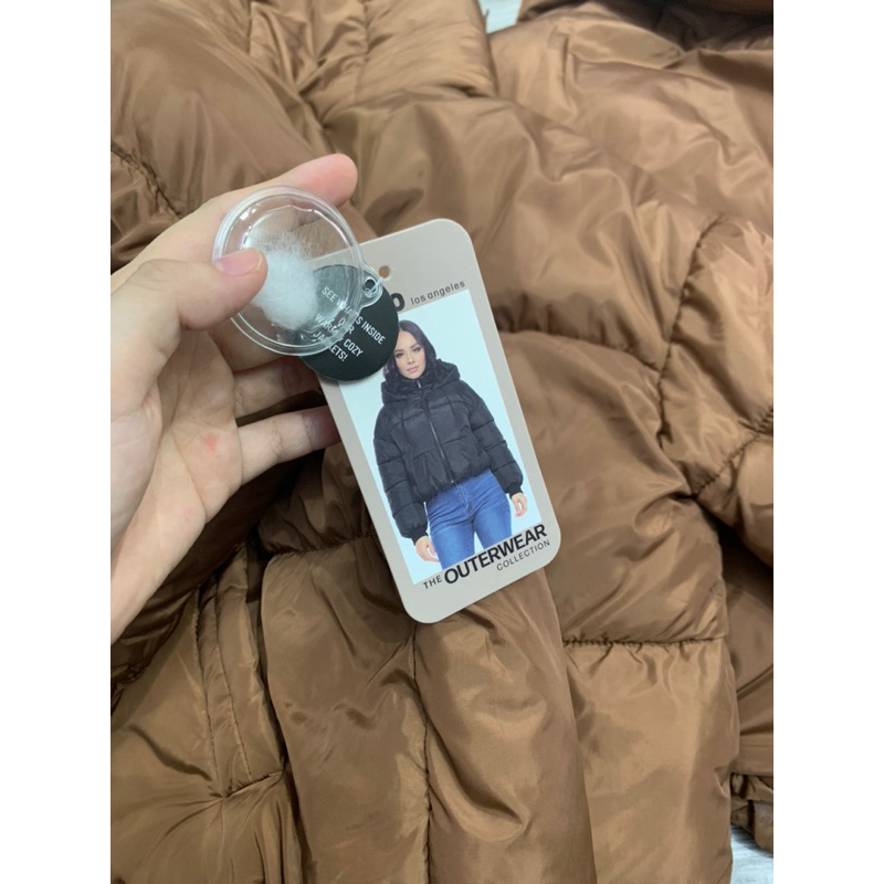 PHAO XUẤT XỊN NỮ