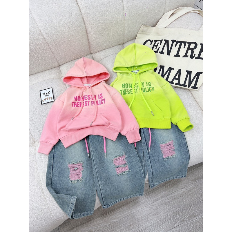 10-28kg set áo loang mũ mix quần bò rách cá tính cho bé gái, quần áo đi học cho bé