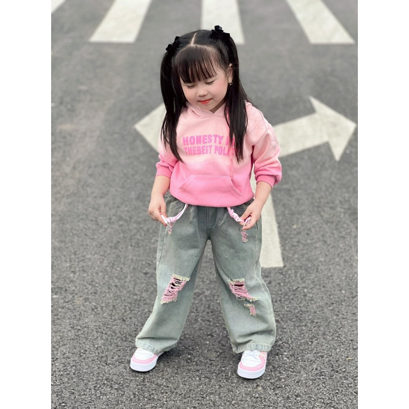 10-28kg set áo loang mũ mix quần bò rách cá tính cho bé gái, quần áo đi học cho bé