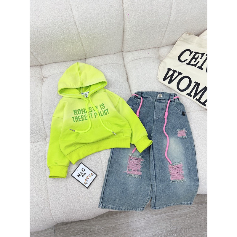 10-28kg set áo loang mũ mix quần bò rách cá tính cho bé gái, quần áo đi học cho bé