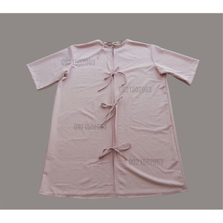 Áo choàng bệnh nhân màu hồng nhạt pastel