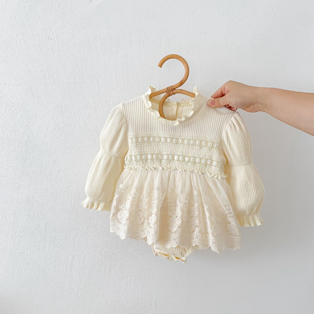 Bodysuit dày tay phối ren chất liệu cotton thun gân cho bé gái sơ sinh