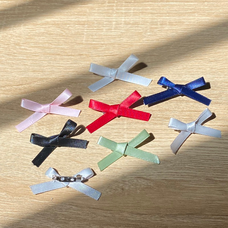 Set Phụ Kiện Pin Cài Nơ Ruy Băng Hai Mặt 0,6cm trang trí Balo, Túi Xách, Quần Áo