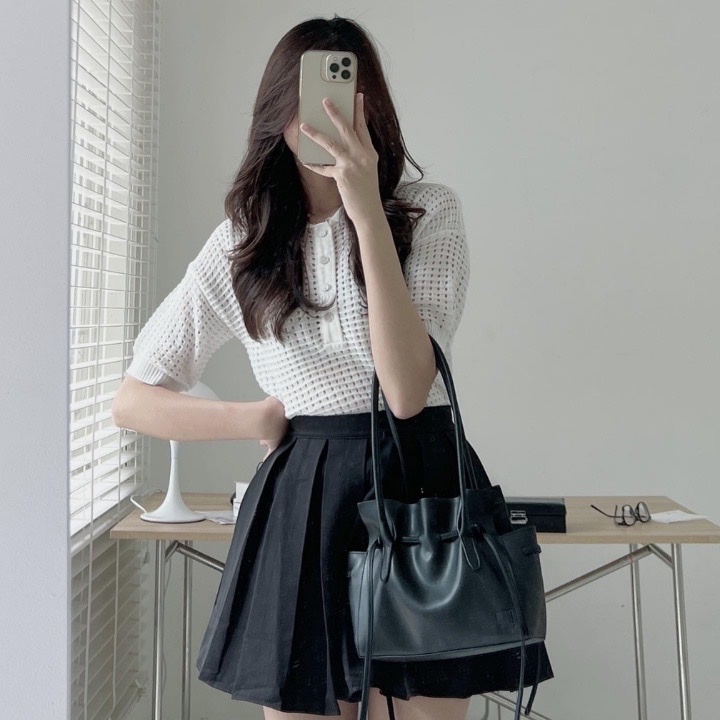 Áo Len Mongtoghi Tay Ngắn Cổ Polo Màu Kem Mai Anh Clothing