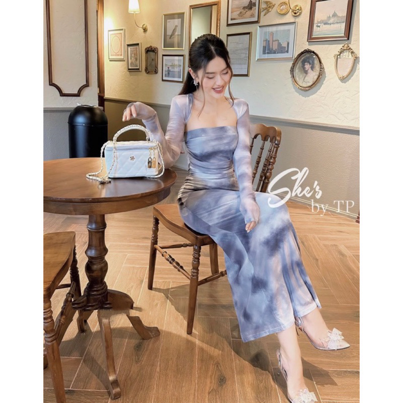 Set Váy Quây Cúp Ngực Ôm Body Tôn Dáng Kèm Áo Khoác Cardigan Hoạ Tiết Loang Lạ Mắt