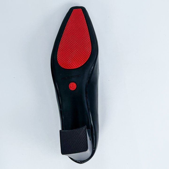Giày Cao Gót , Chính Hãng 2Tfashion Feet, Mũi Vuông Với Thiết Kế Xẻ V Tinh Tế, Gót Vuông Cao 8.5cm - HCG009