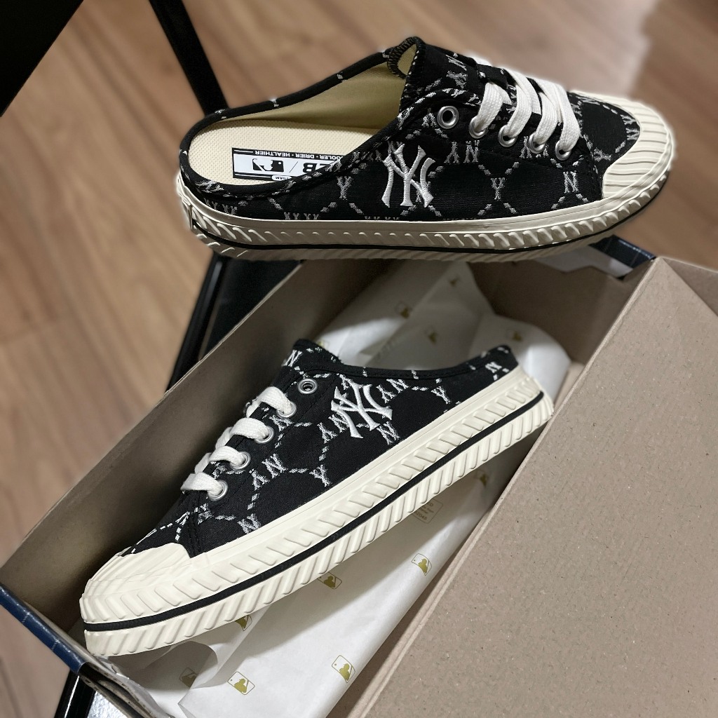 Giày sục MLB Playball Dia Monogram , MLB chính hãng, giày MLB Mule, giày đạp gót