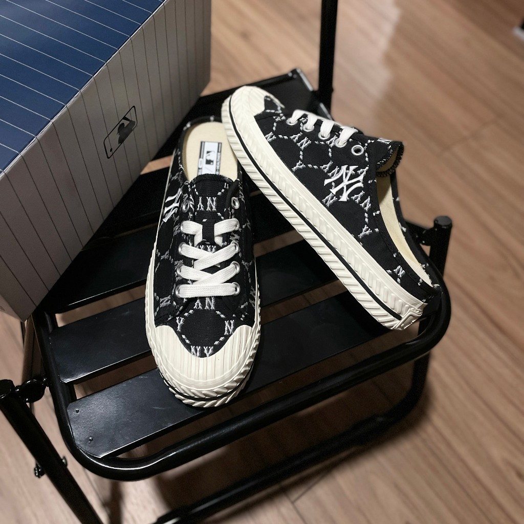 Giày sục MLB Playball Dia Monogram , MLB chính hãng, giày MLB Mule, giày đạp gót