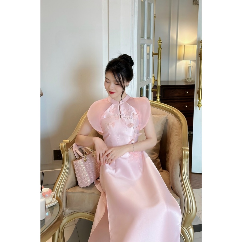 Áo dài cách tân chất Tafta cao cấp đính kết hoa nổi dày dặn- Áo dài Hiếu Hạnh