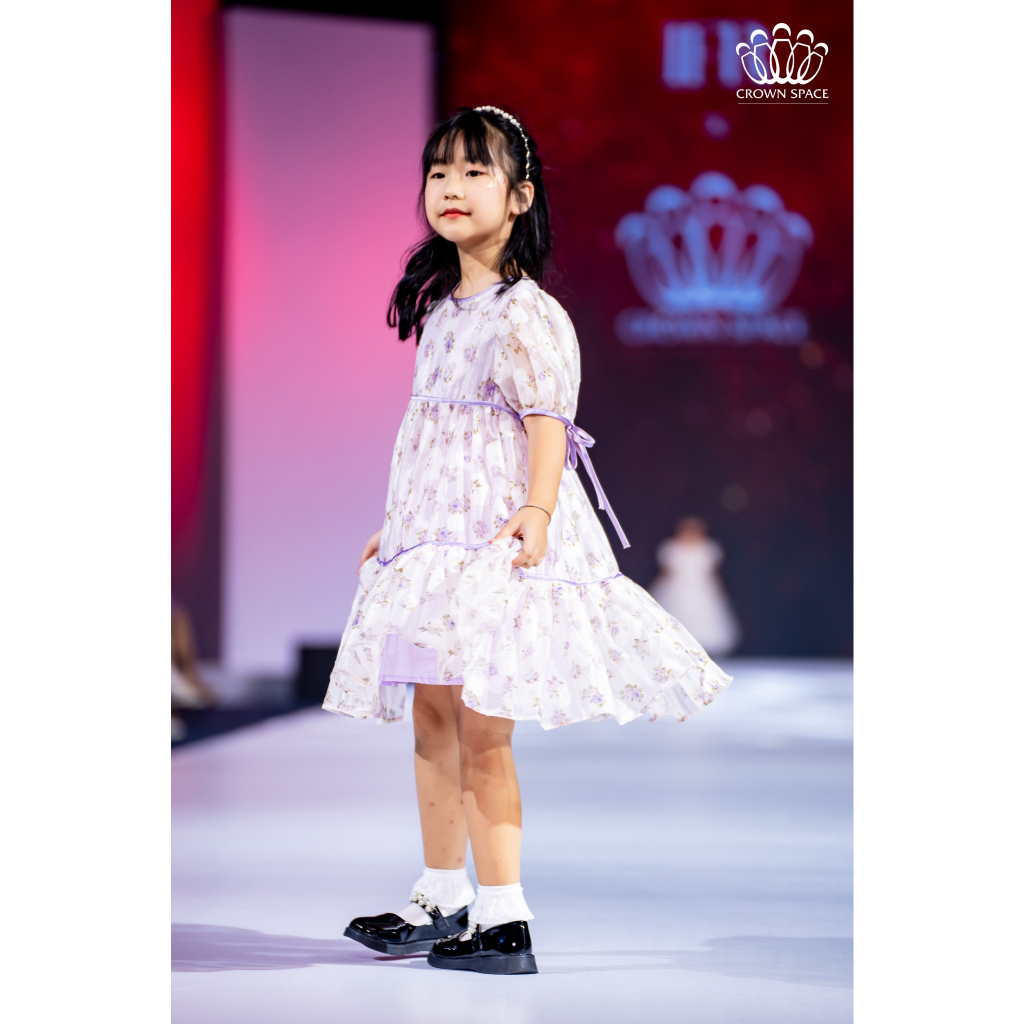 Váy Vải Cho Bé Gái Dáng Xòe Crown Space Đầm Cộc Tay Năng Động Phối Họa Tiết CKGS3831308