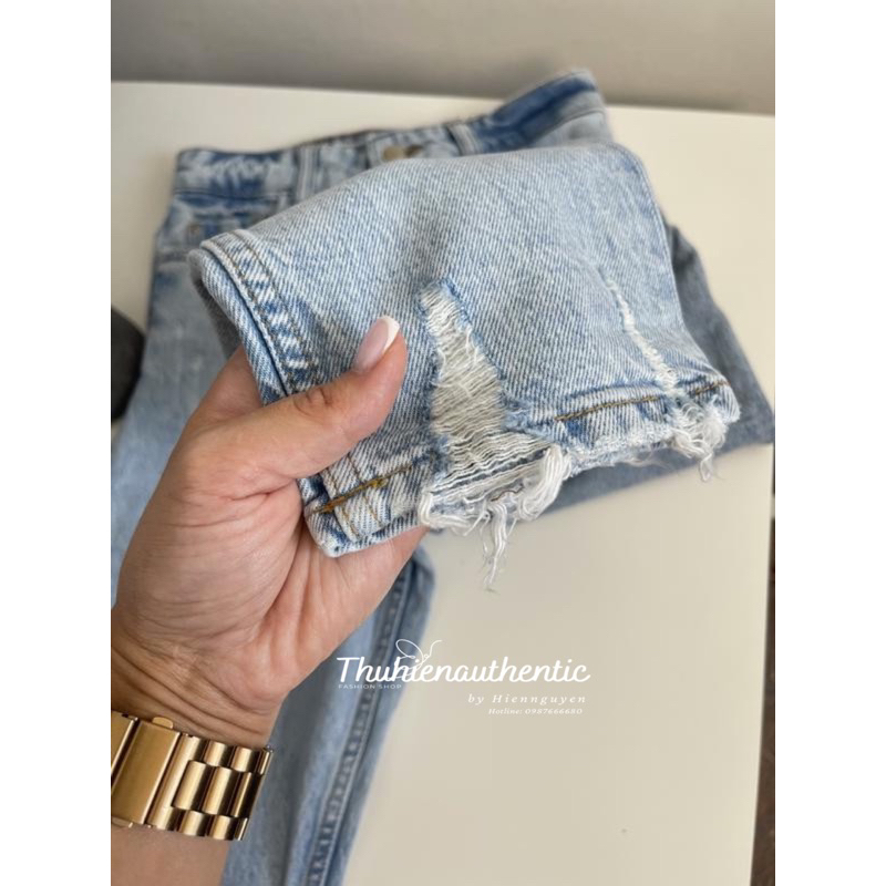 Quần jean Z1975 momfit kiểu rách cạp xanh sáng mã code: 7223/024/406 ZARA chính hãng