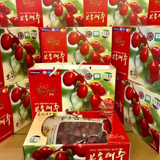Táo đỏ sấy khô cao cấp hàn quốc, hộp quà tặng , trọng lượng 1kg