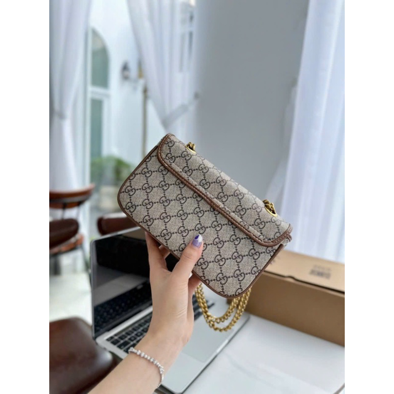 Túi Xách Gc Đeo Vai & Đeo Chéo Viền Nâu Tag Vàng Size 22 Đi Chơi, Du Lịch