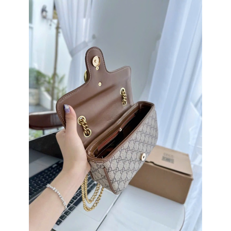 Túi Xách Gc Đeo Vai & Đeo Chéo Viền Nâu Tag Vàng Size 22 Đi Chơi, Du Lịch