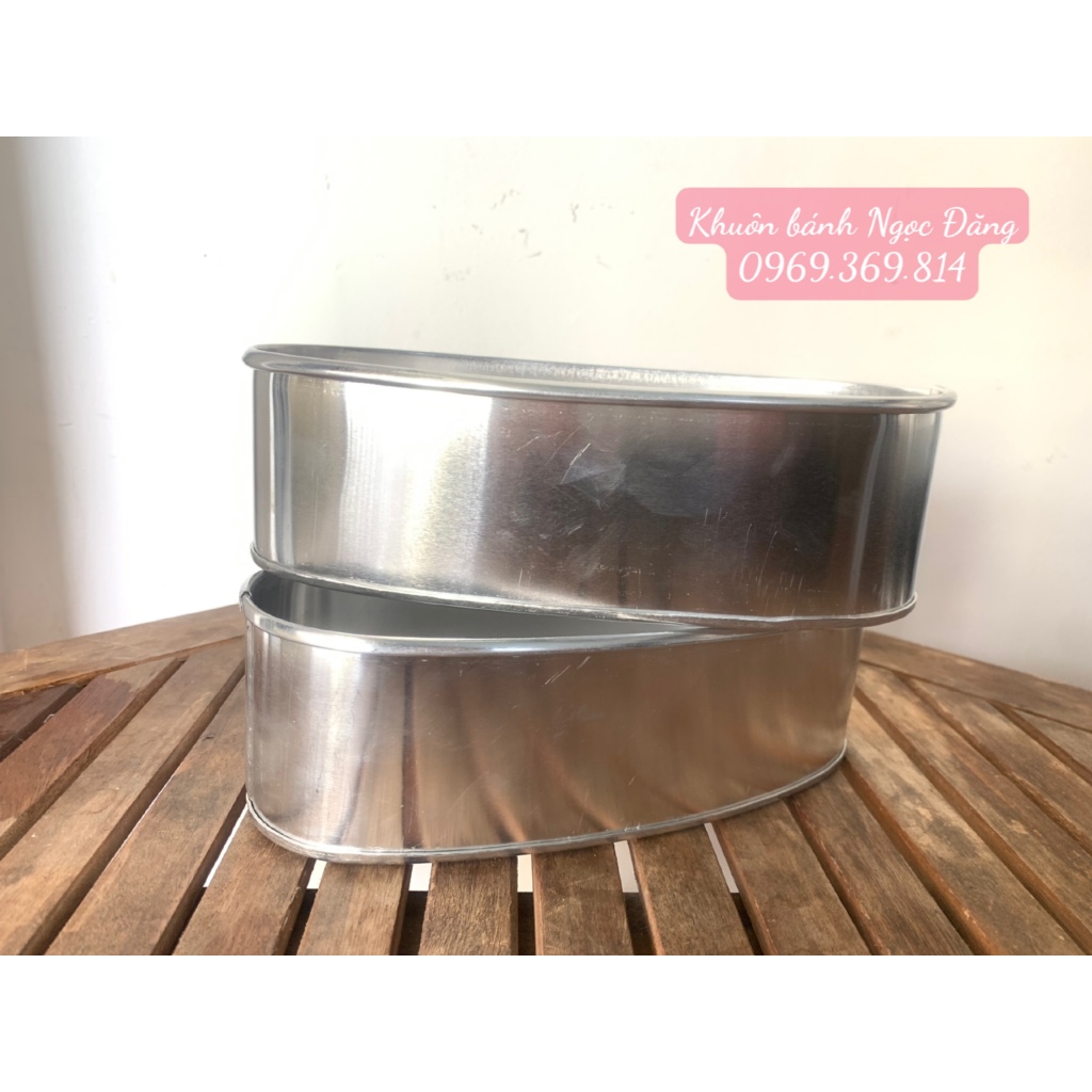 Khuôn Ovan Nhôm Gò 20cm x 09cm x 06cm,khuôn dày 5zem, khuôn có sẵn ship Hoả Tốc trong nội thành Sài Gòn.