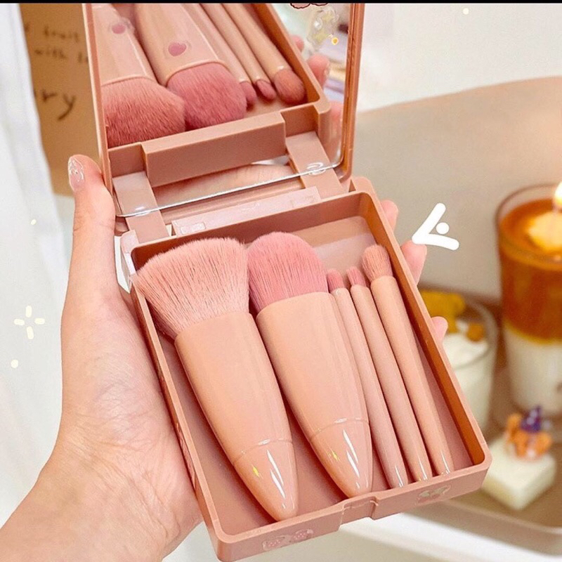 Hộp cọ trang điểm mini 5 cây kèm gương